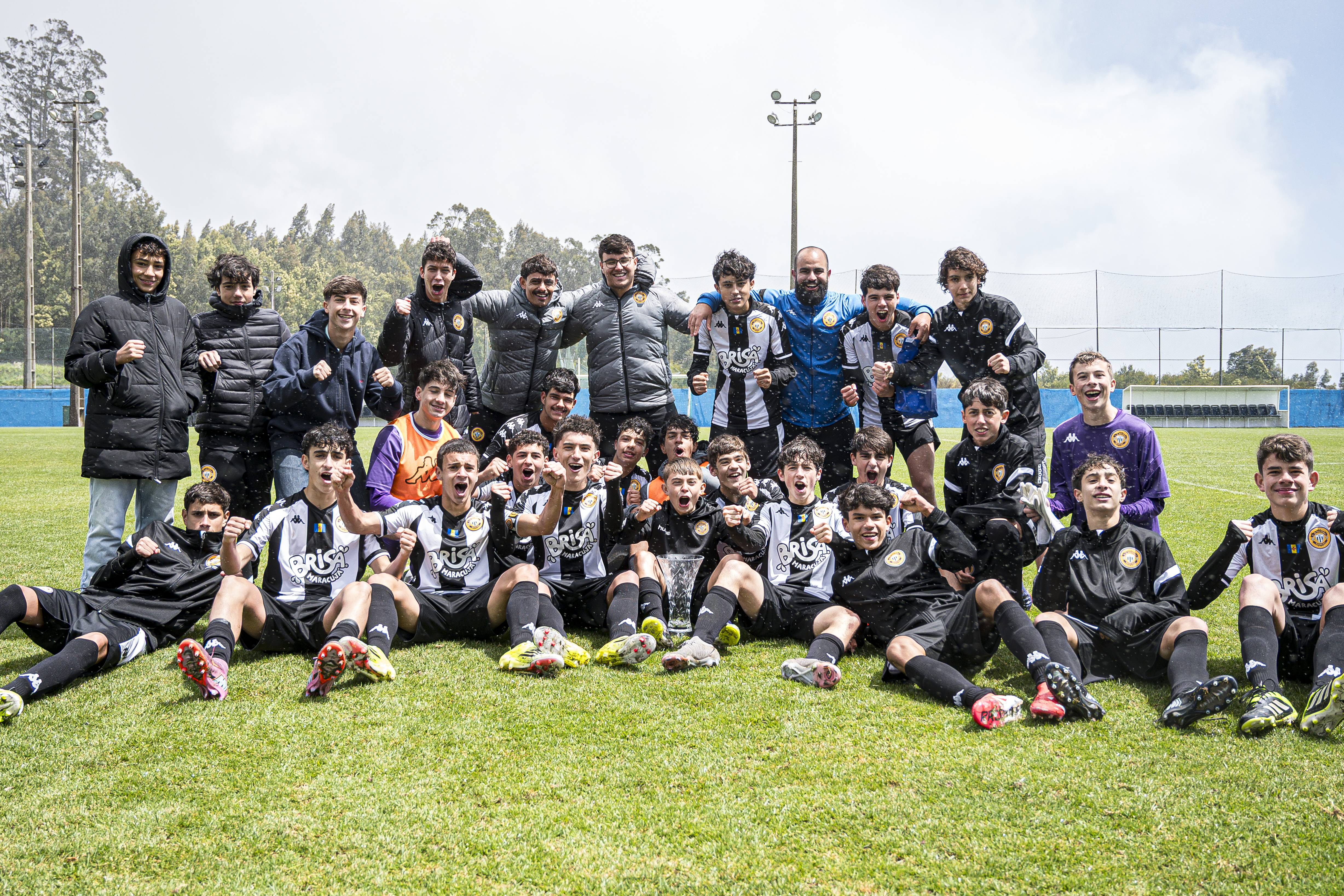 XIV Madeira Jovem: Nacional ergue troféu!